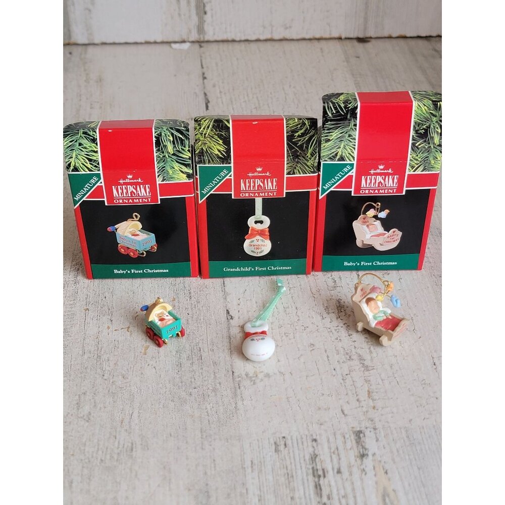 Hallmark miniature Baby First Xmas grandkid ornament Xmas‎